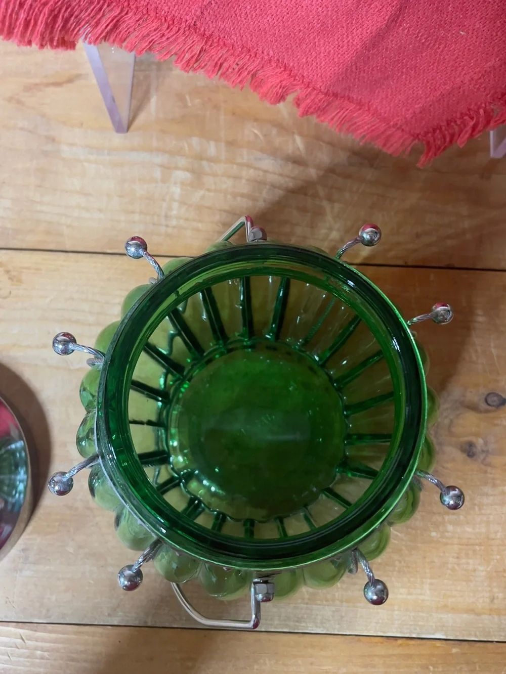 Vtg. Emerald Green Glass Musical Biscuit/ Candy Jar Plays music W/Lid 1950’s